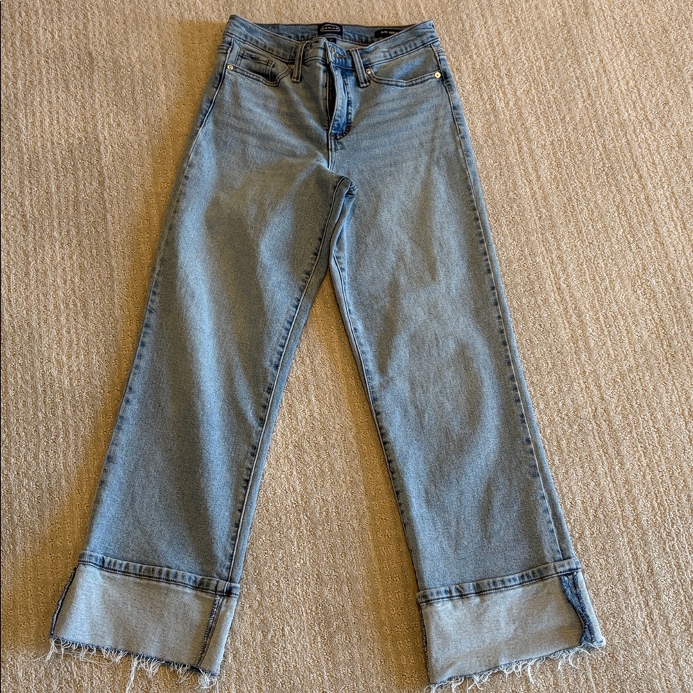 Scoop Cuffed Denim